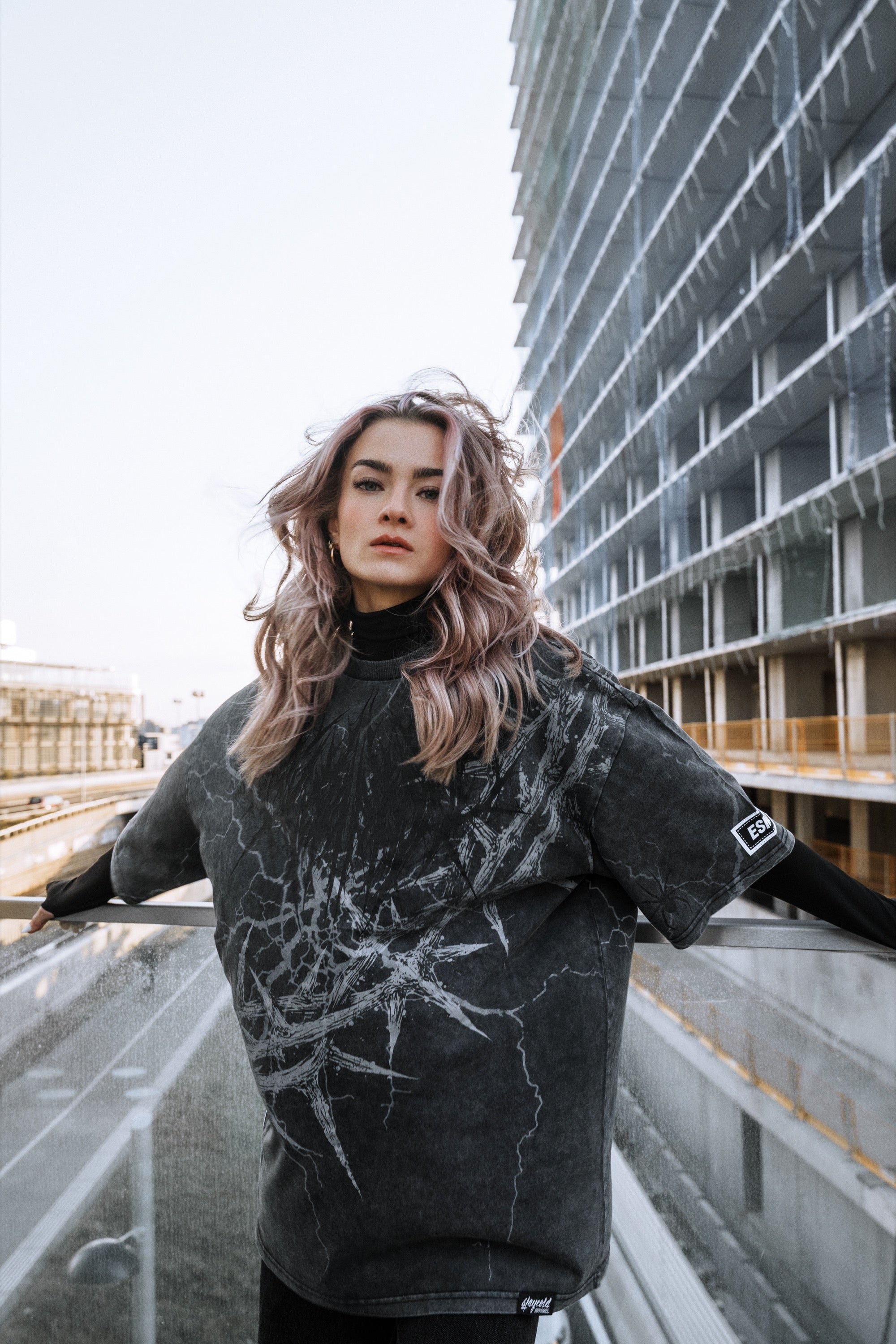 Blackthorn - Heavy Oversized T-Shirt (Acid Washed) 250GSM