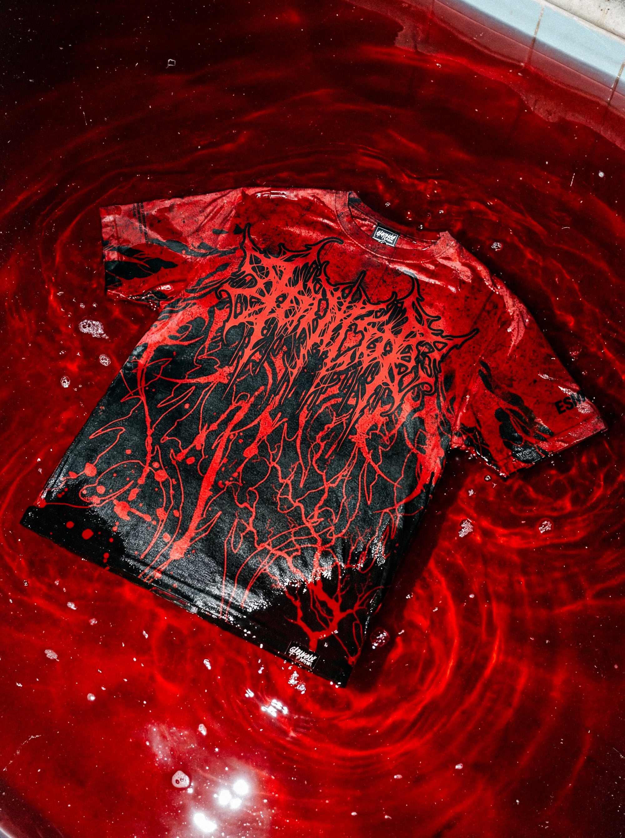 Bloodspawn (rusty red) - Oversized T-Shirt (200GSM)