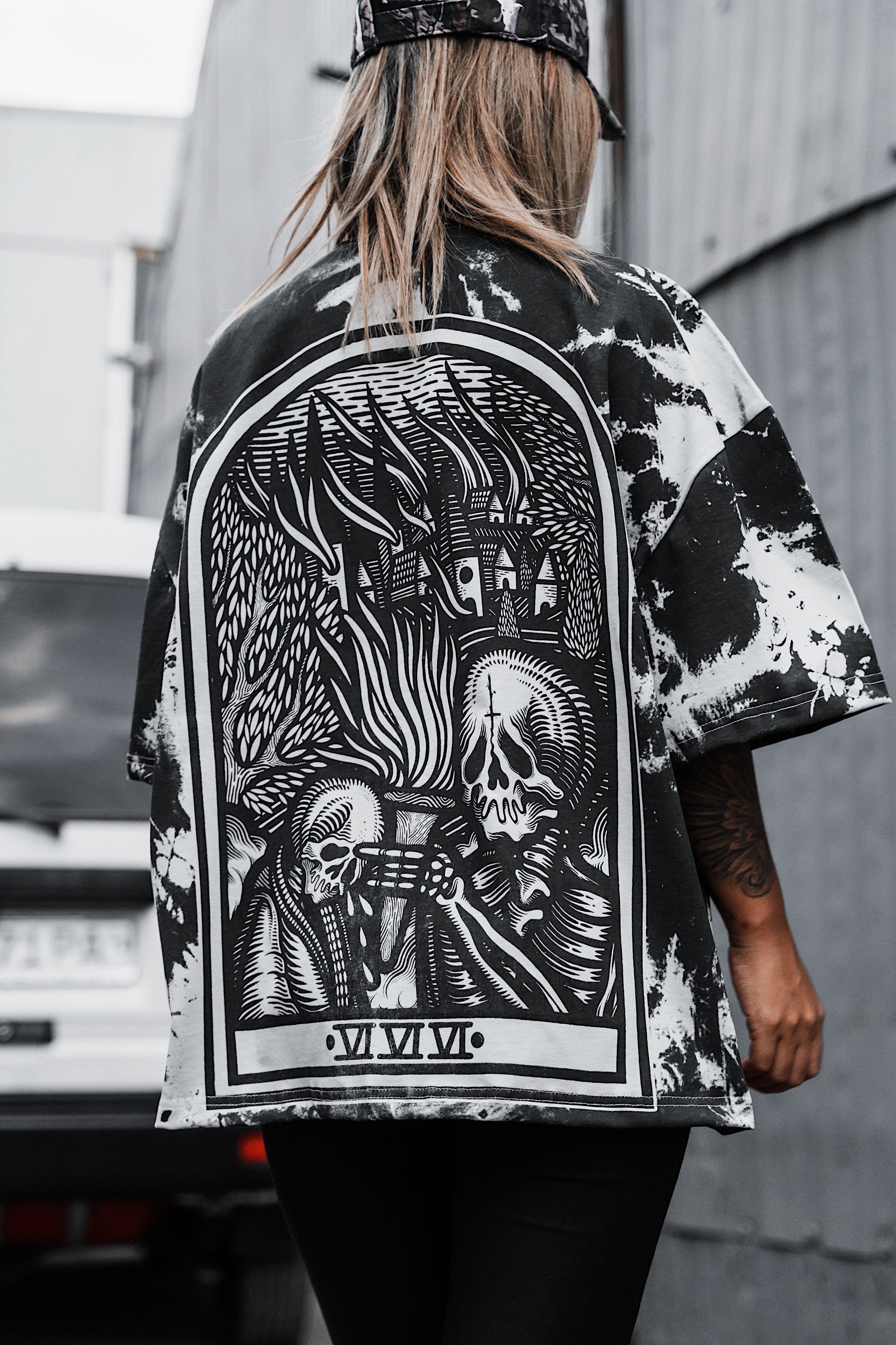 Burn Your Bridges - Oversized T-Shirt (Grey Bleached)