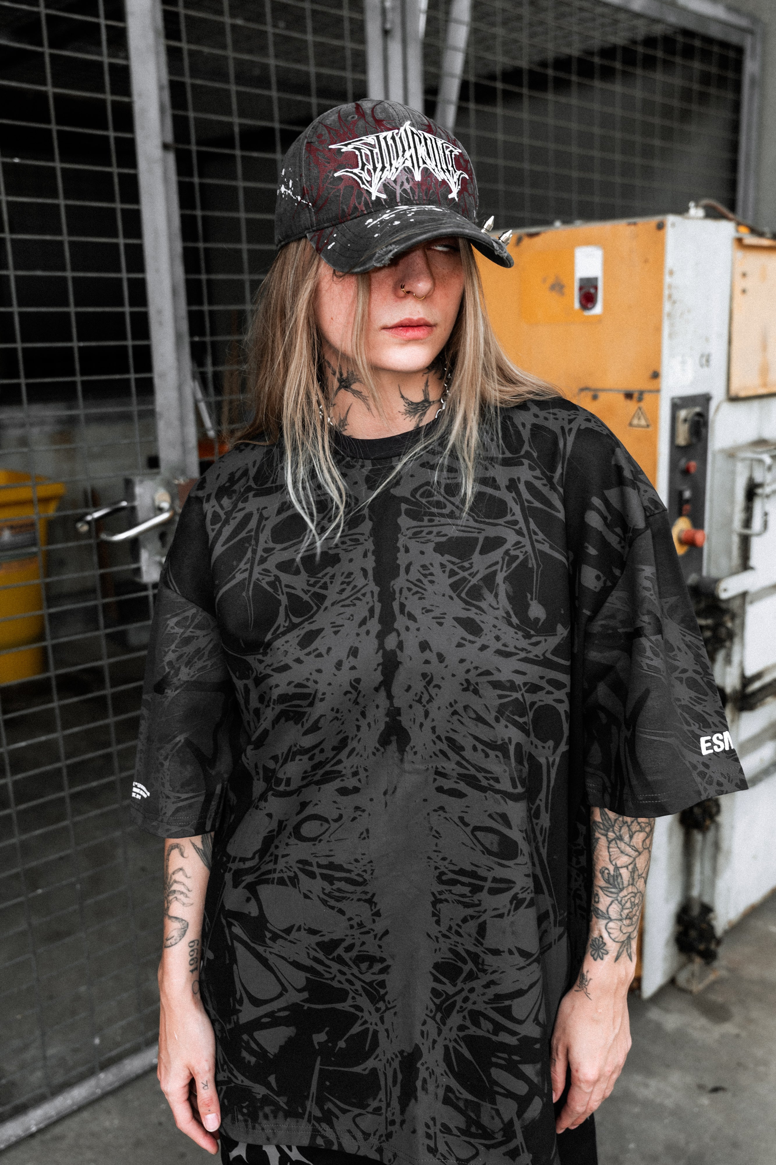Deathwood (dark grey) - Heavy Oversized T-Shirt (250GSM)