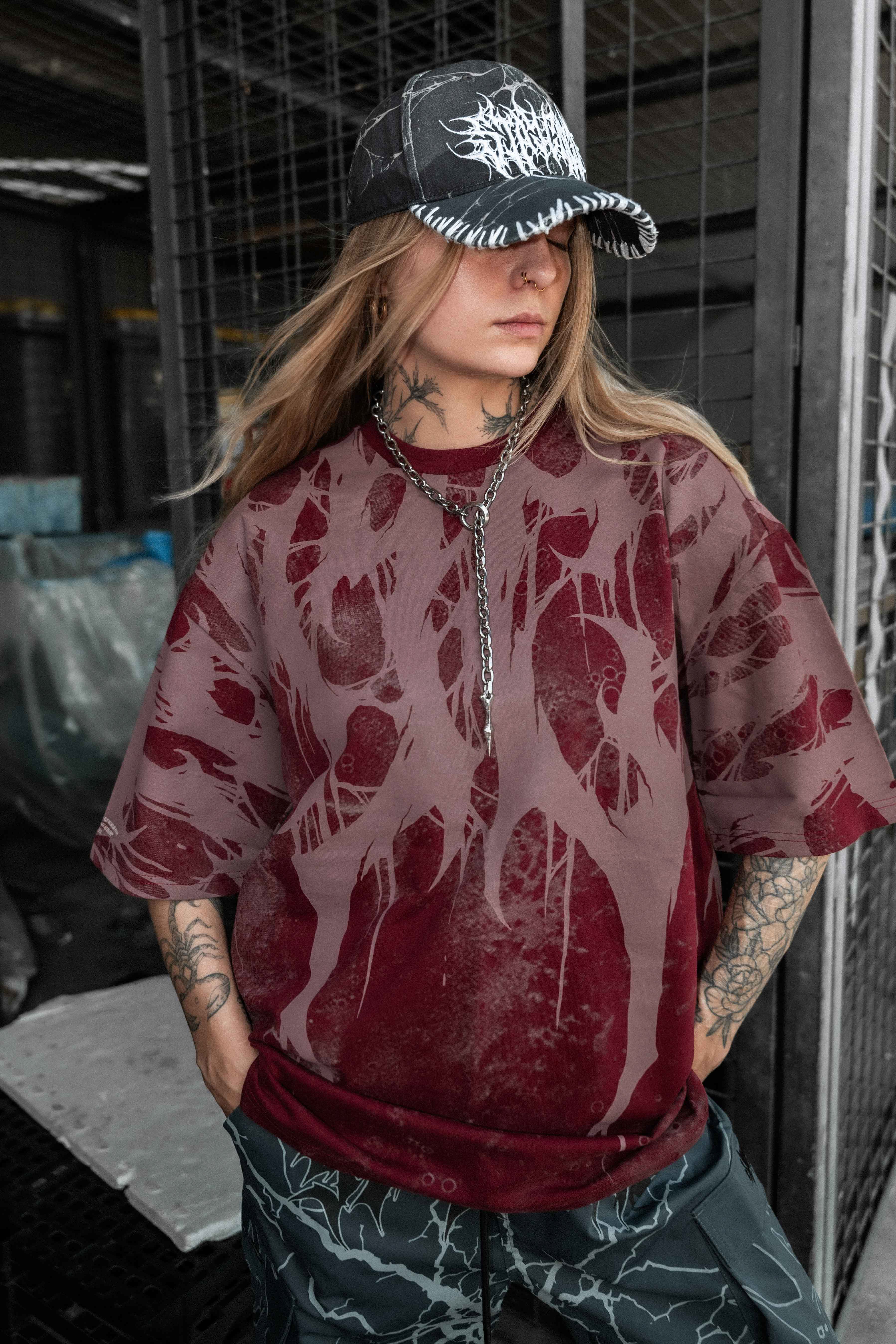Grimfall (rusty red) - Heavy Oversized T-Shirt (250GSM)