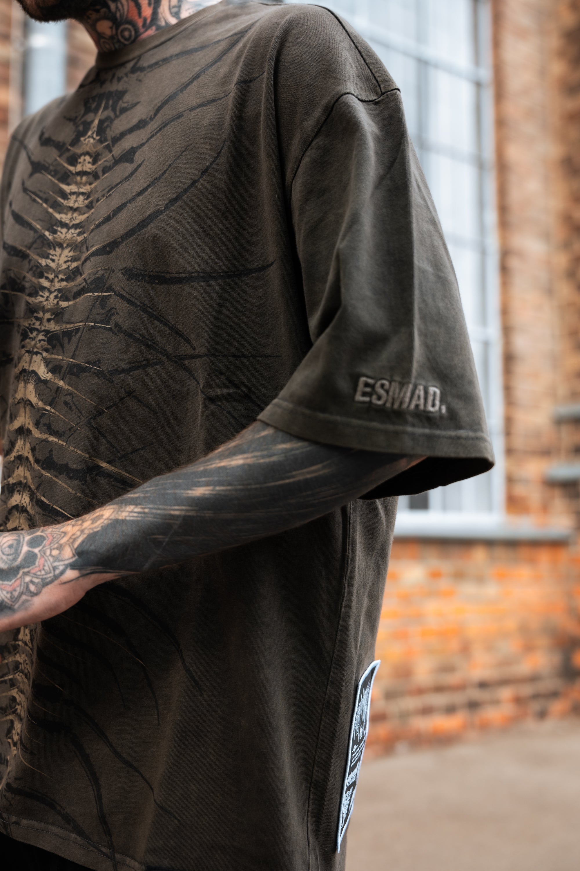 Lineage Of Dusk (dirty) - Heavy Oversized T-Shirt (250GSM)