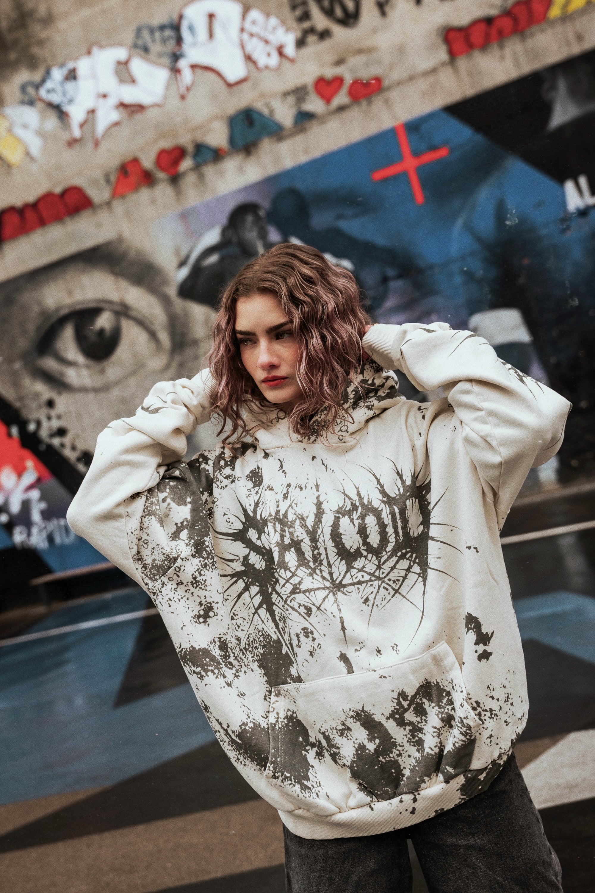 Pale Malice (beige) - Oversized Hoodie (350GSM)