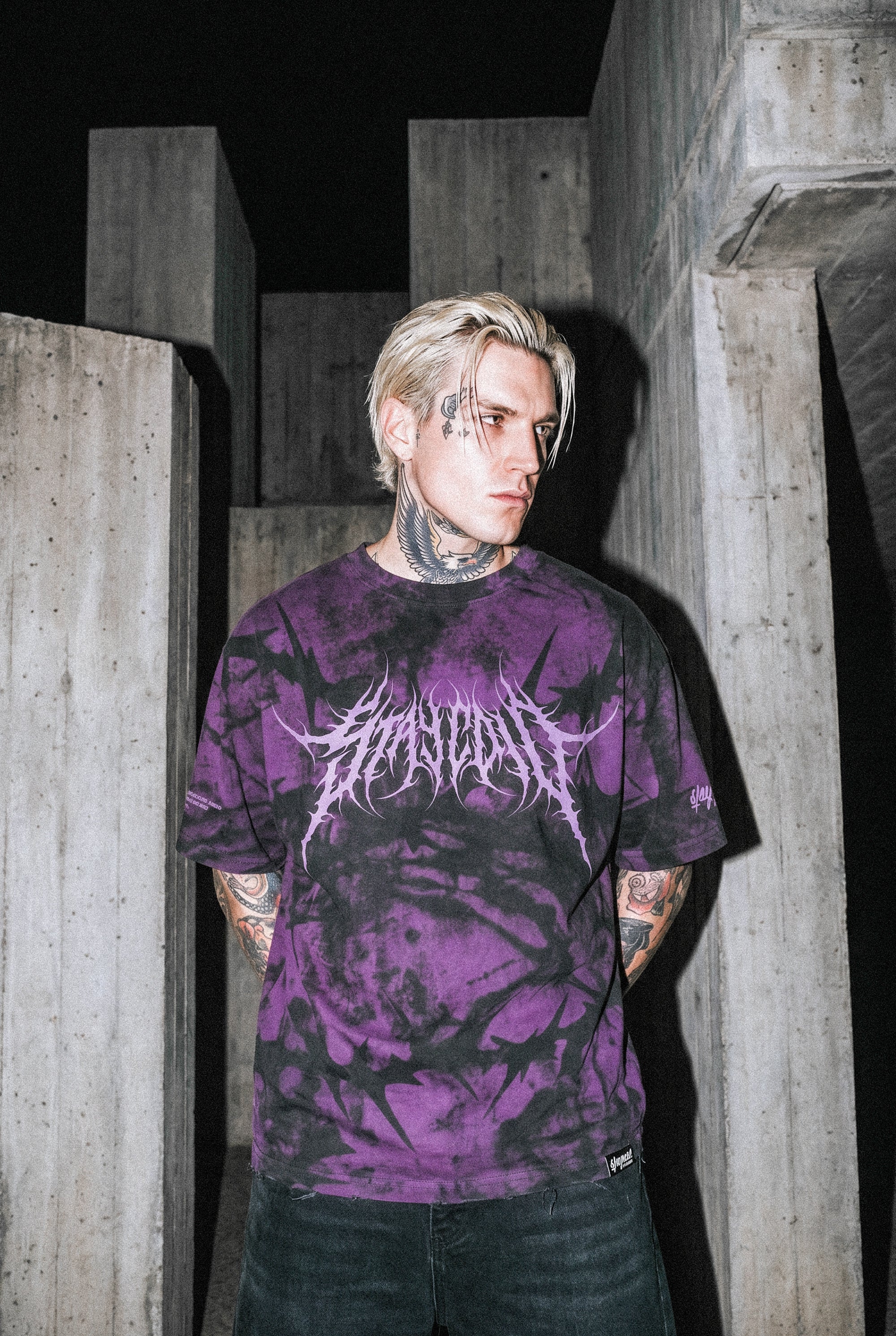 Purple Hazard (purple) - Oversized T-Shirt (200GSM)