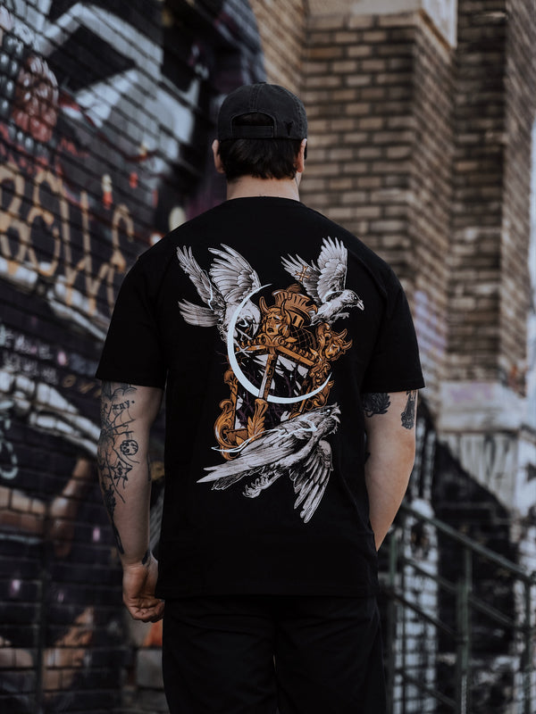 Torch Of Bloom - T-Shirt (black) Lifestyle Image