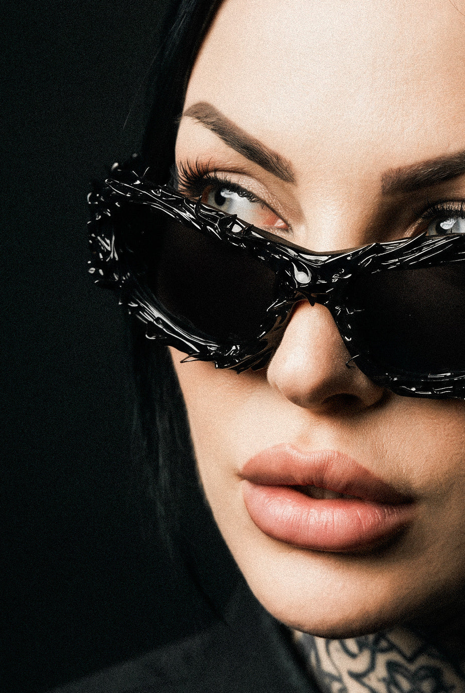 Venom (Black) - Shades