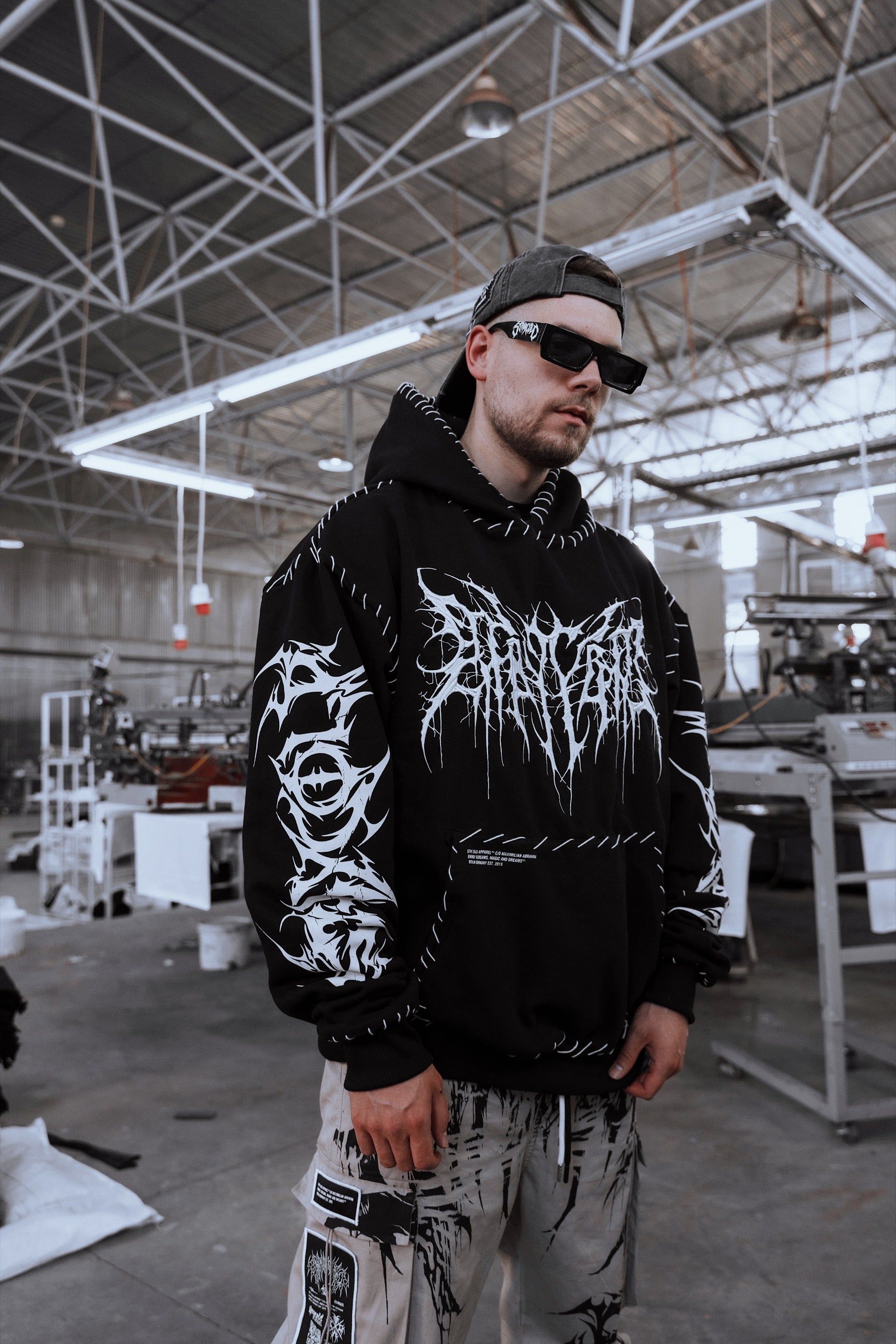 Void Woven - Heavy Oversized Hoodie (Black) 400GSM