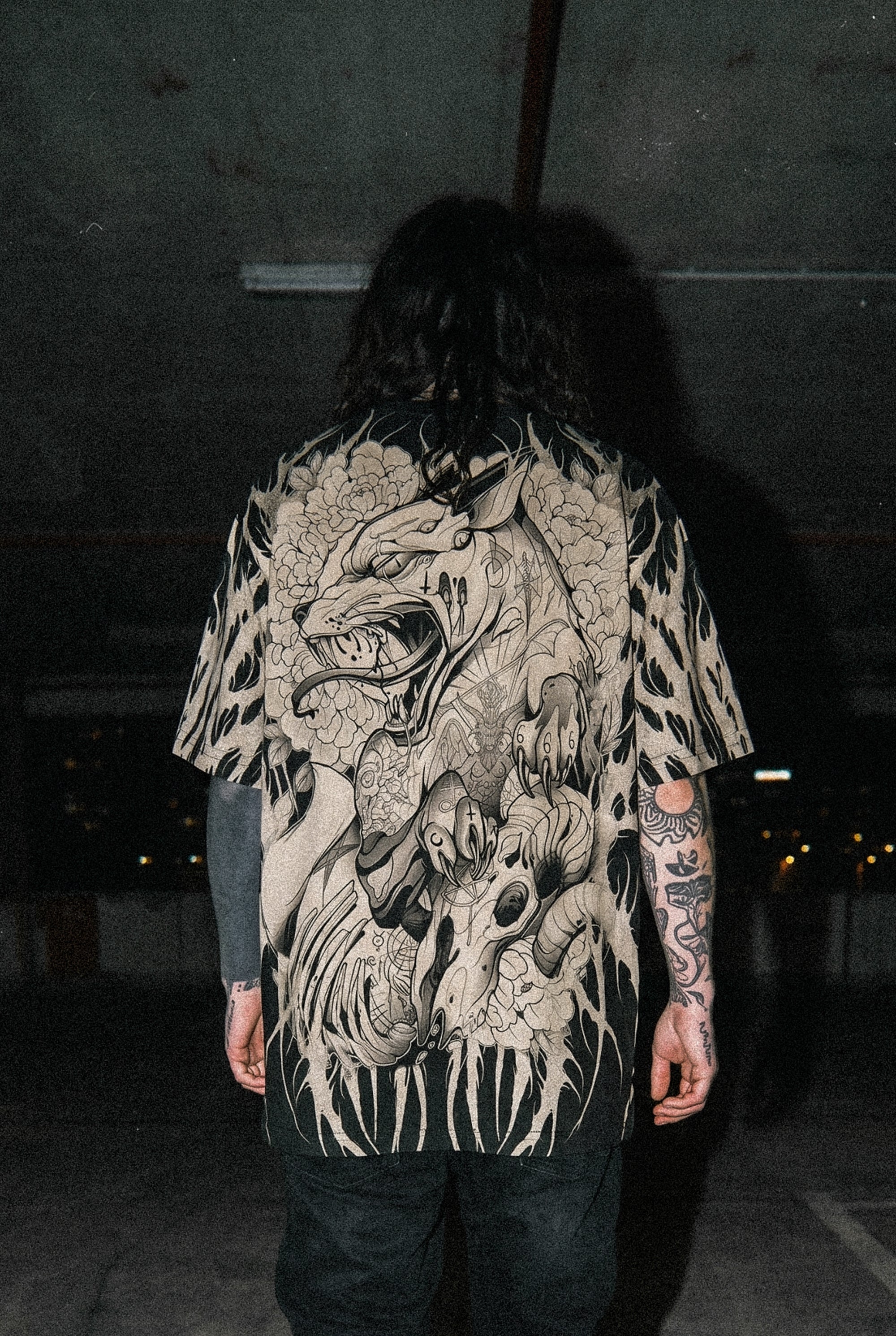Zombie Fox (black) - Oversized T-Shirt (200GSM)