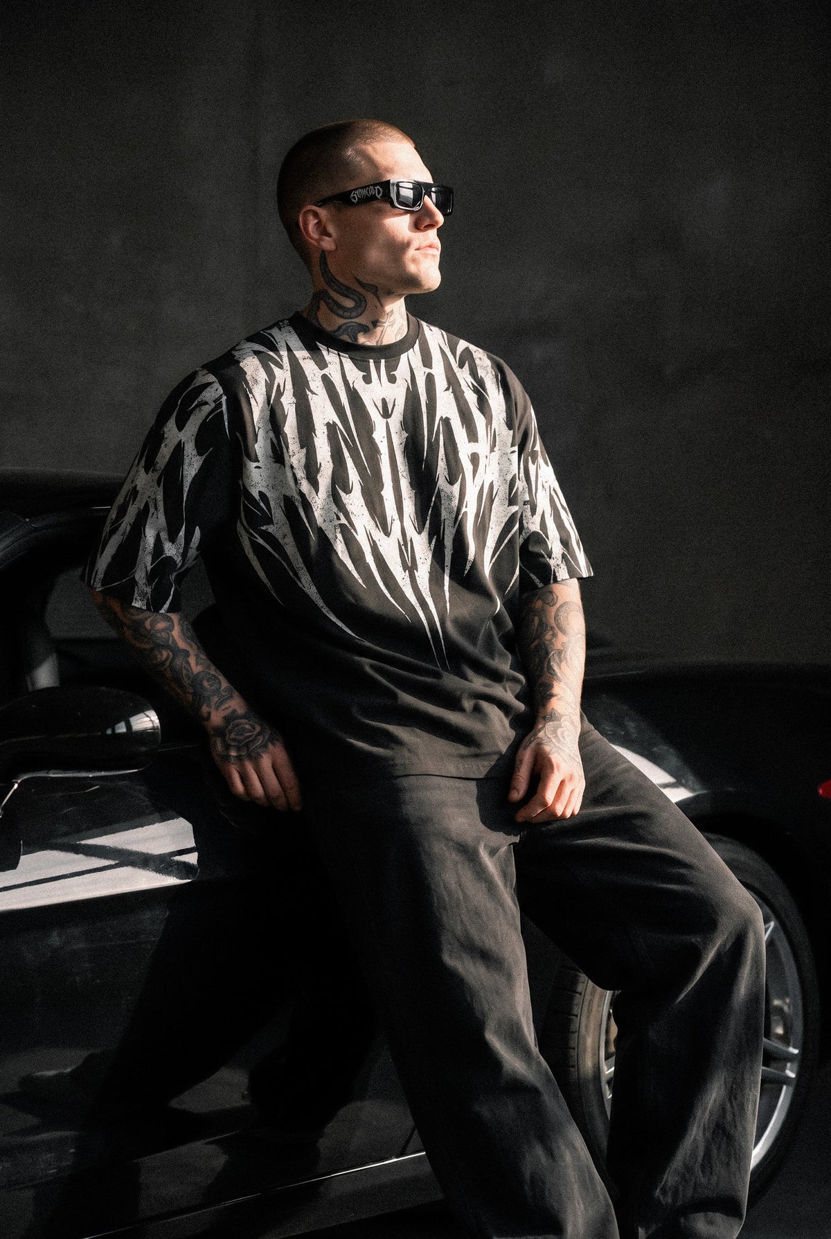 Thornbreaker Collection – Heavy Oversized Hoodies, T-Shirts & Sweatpants