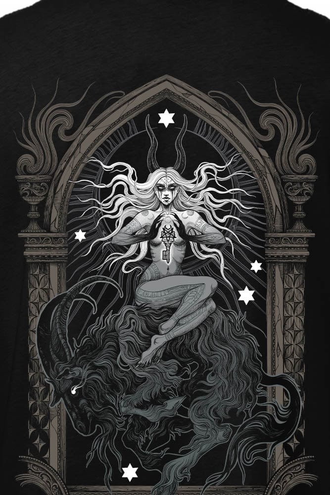 Witchy Hour - T-Shirt