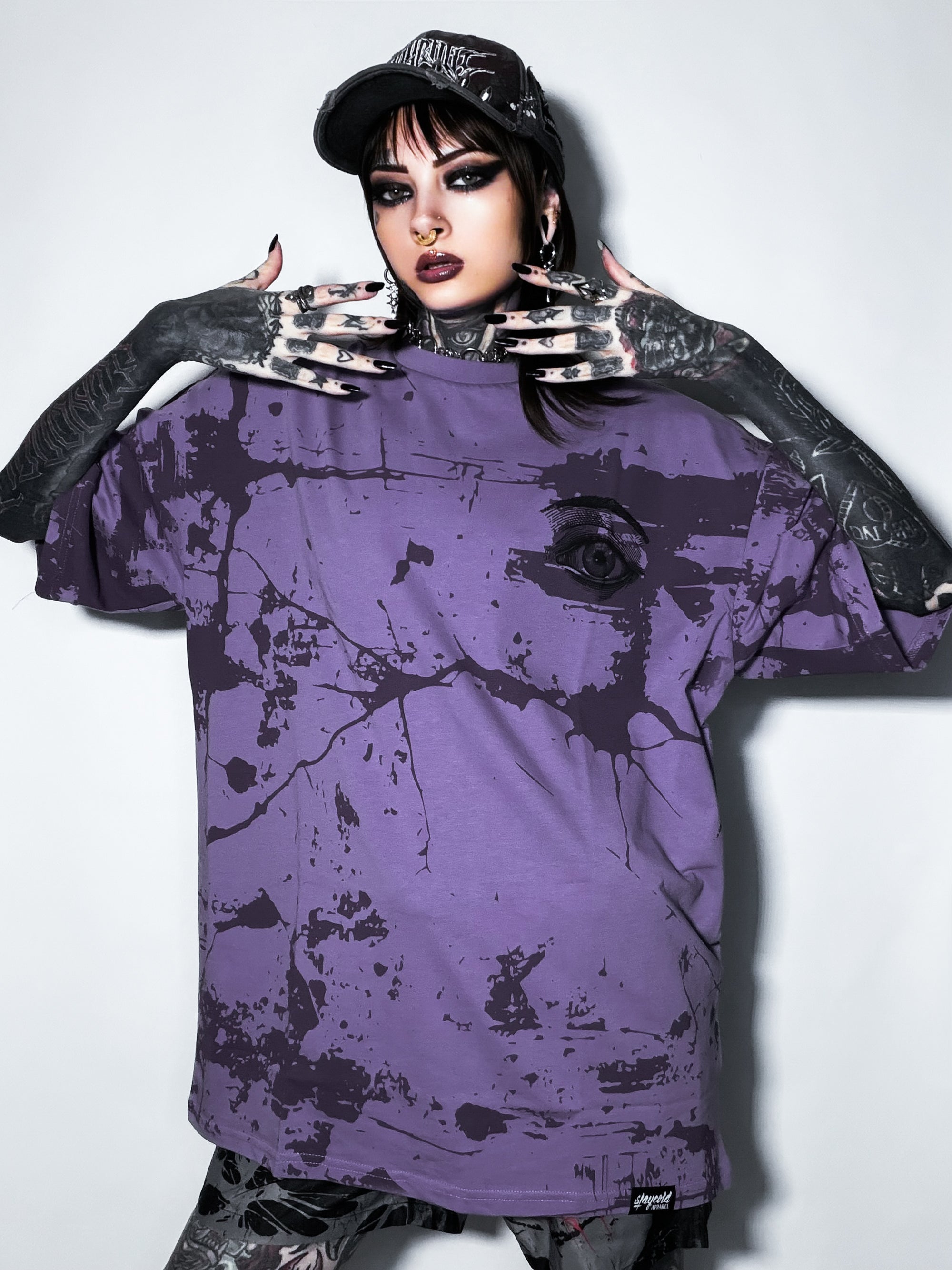 All Seeing Eye (purple) - Oversized T-Shirt (200GSM)