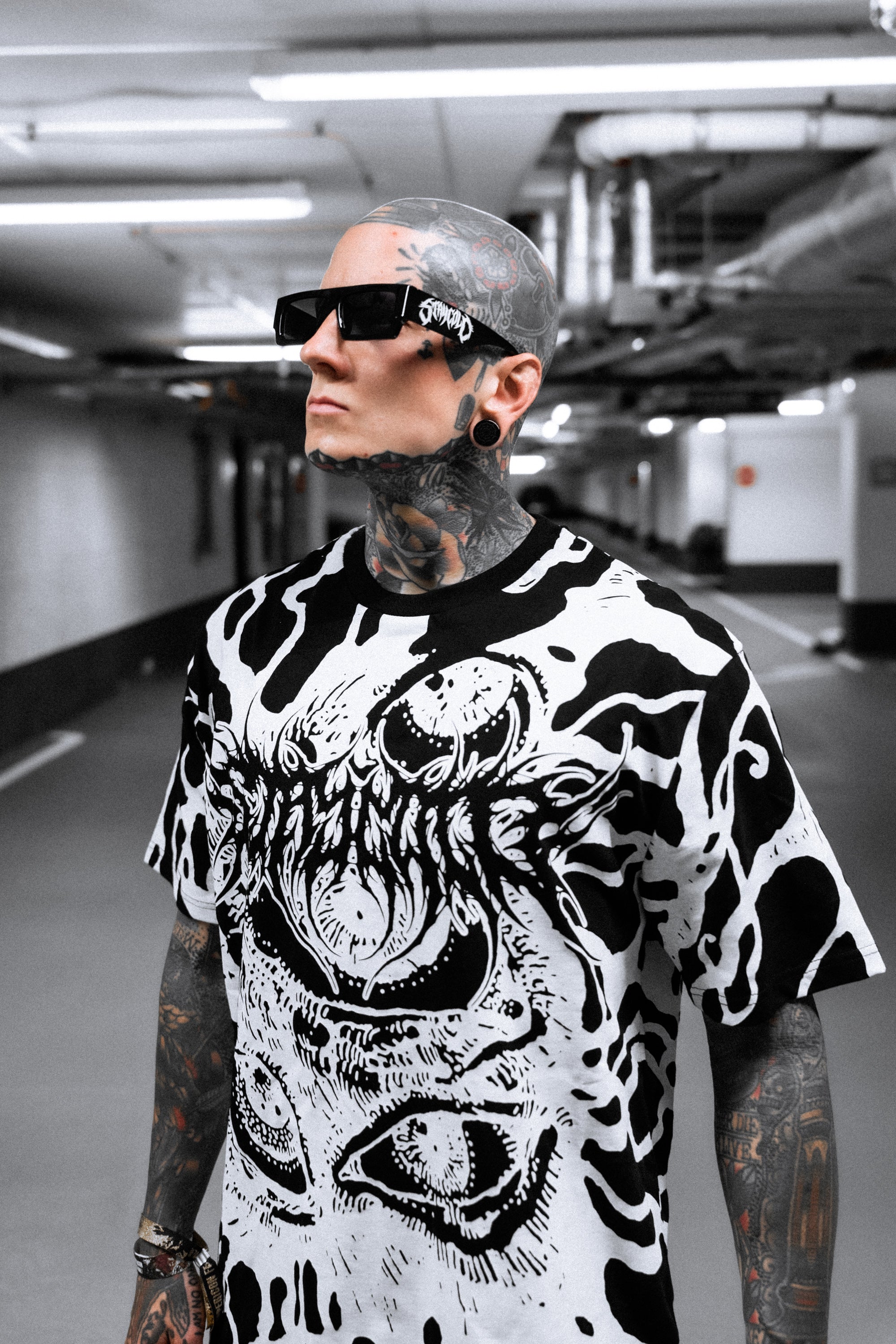 All Seeing (white) - Regular T-Shirt (200GSM)