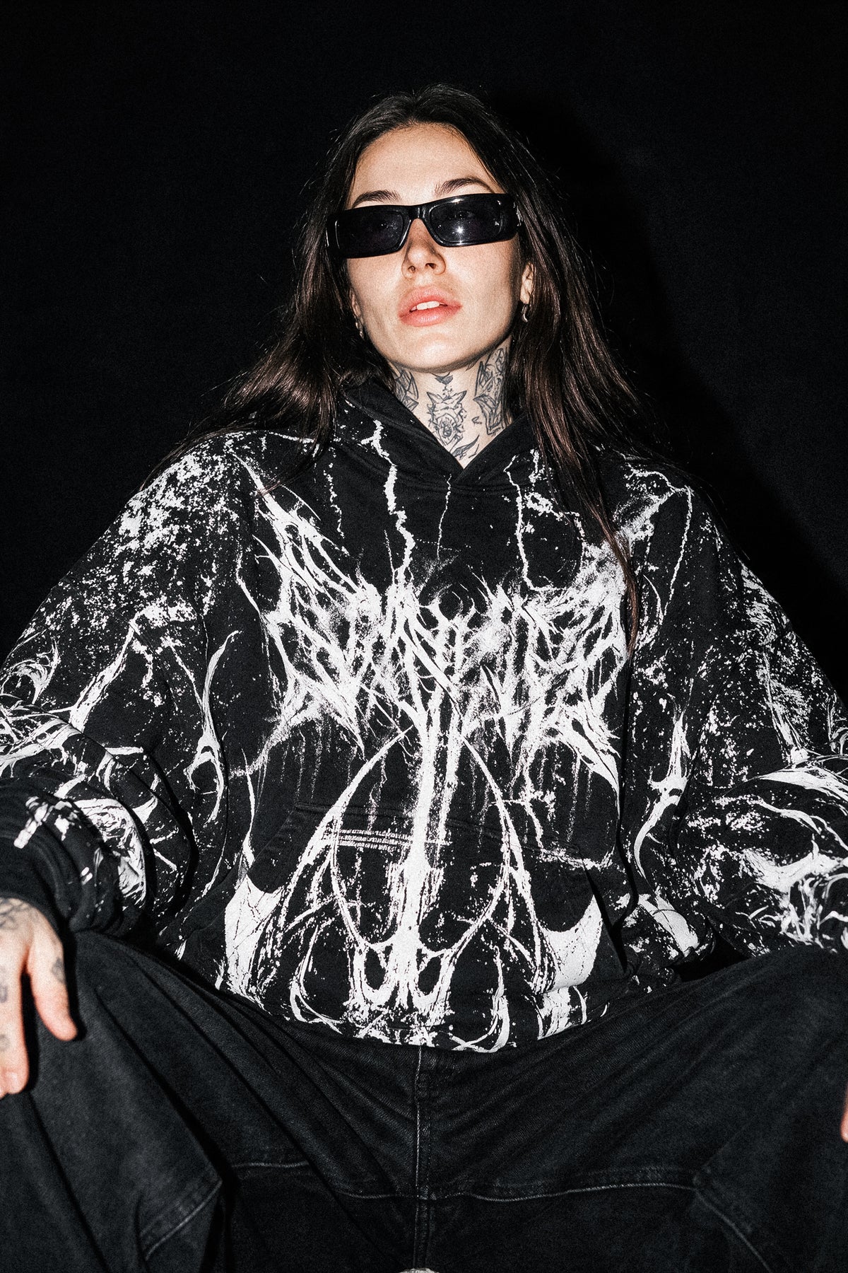 แอชเบลด (สีดำ) - เสื้อฮู้ดโอเวอร์ไซส์หนาพิเศษ (400GSM)