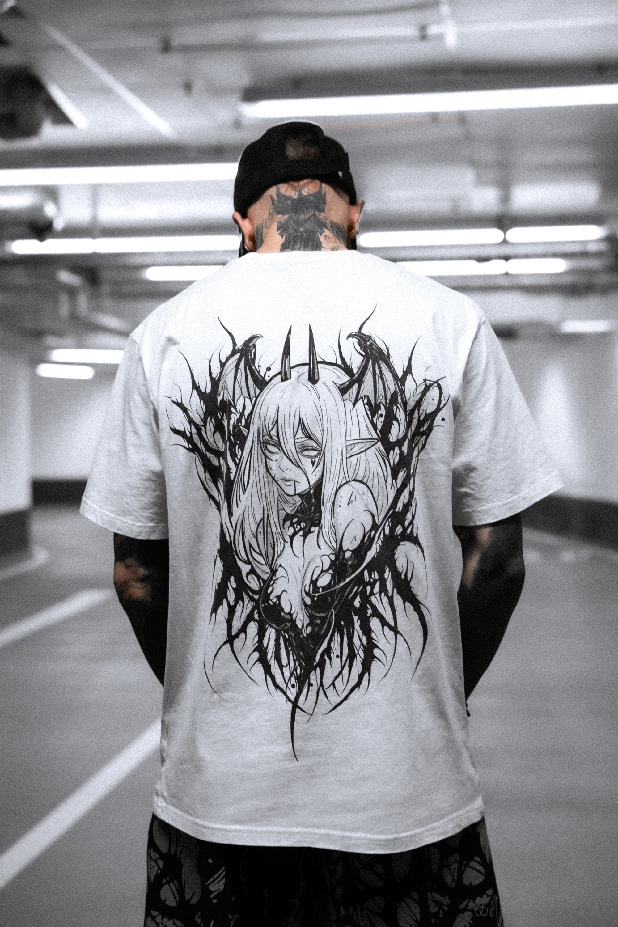 Black Halo (white) - Regular T-Shirt (200GSM)