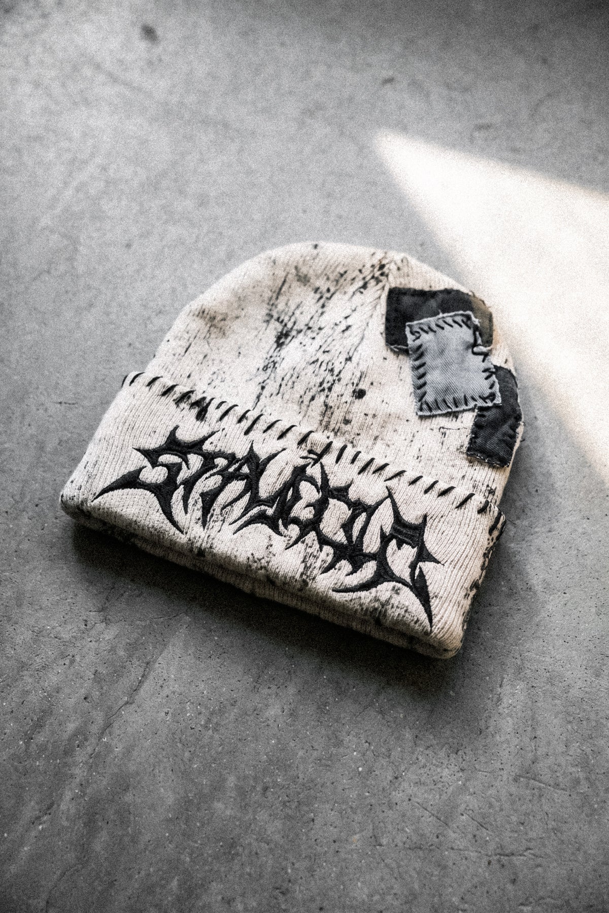 Frostbane (Dirty Sand) - Beanie