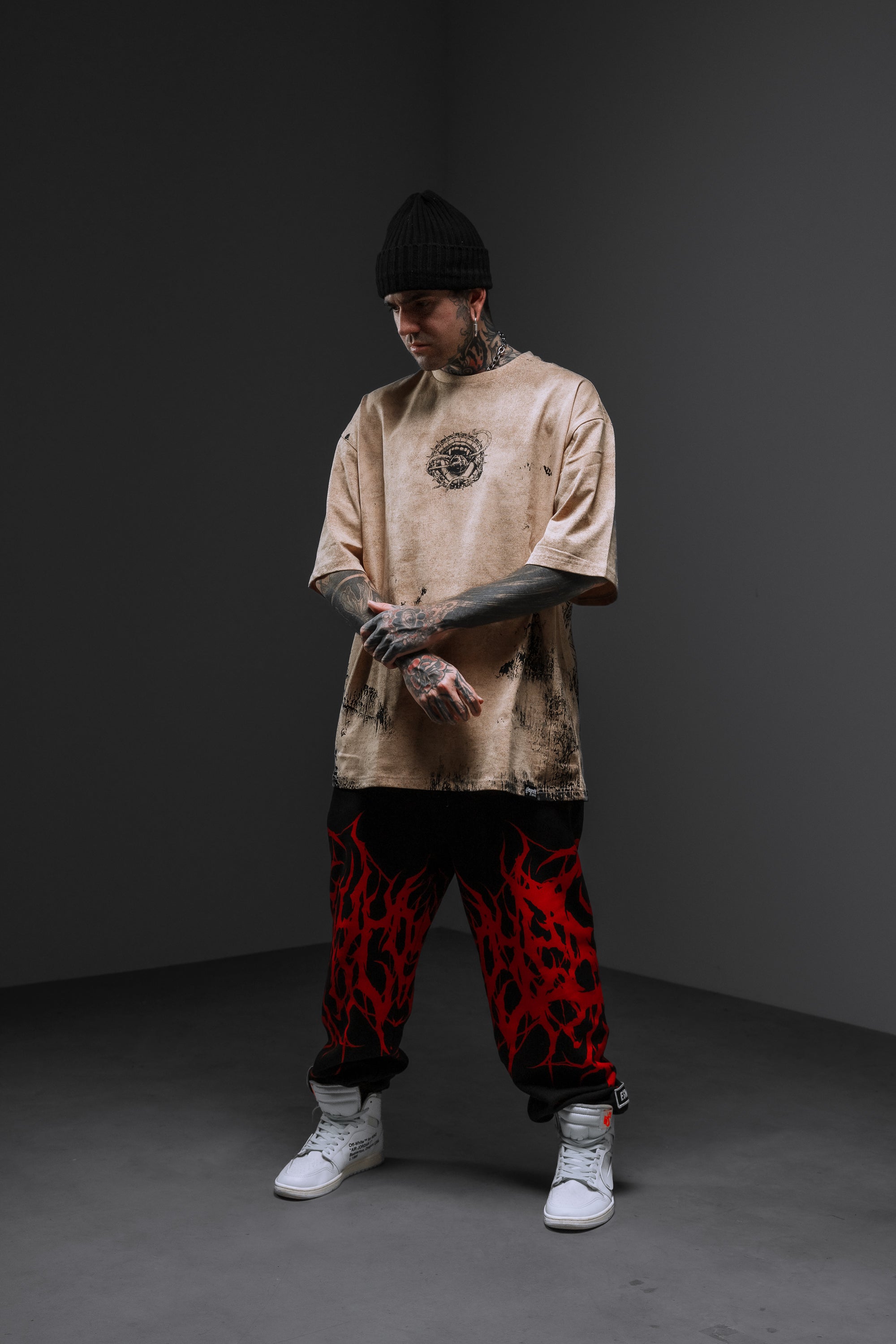 Gravewire (beige) - Oversized T-Shirt (200GSM)