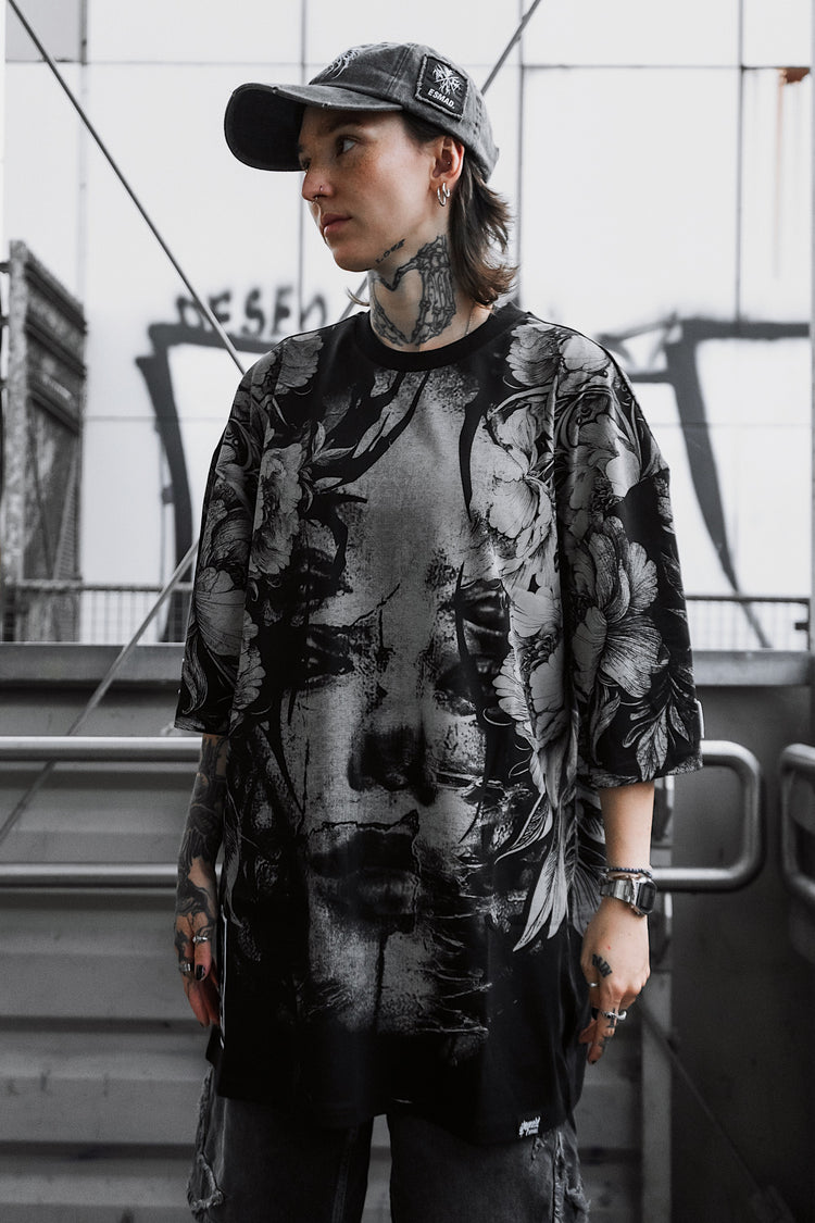 Heart Like Winter (Allover) - Heavy Oversized T-Shirt (250GSM) Image 9