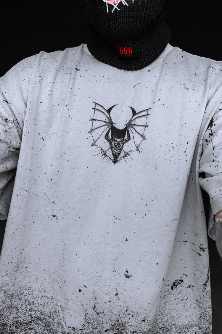 Moonthirst (grey grunge) - Oversized T-Shirt (200GSM) Image 4