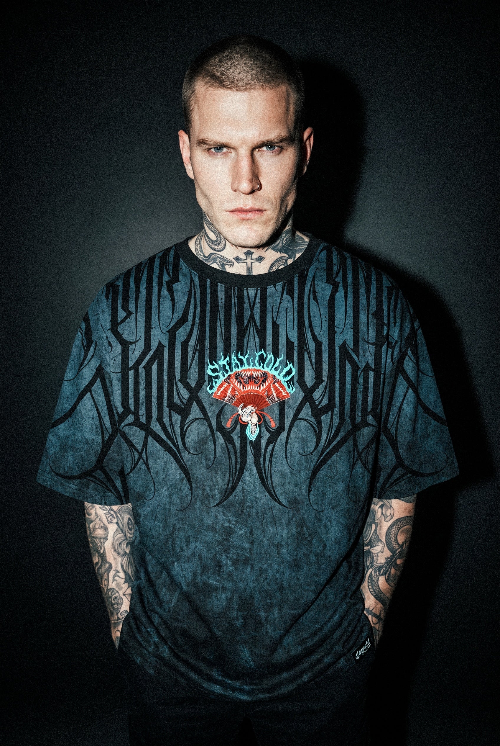 Ravenous (black petrol) - Oversized T-Shirt (200GSM)