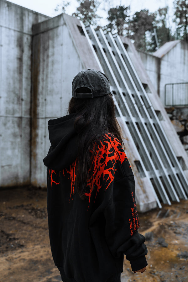 HOODY WITH POCKETS REIGN OF ROSES