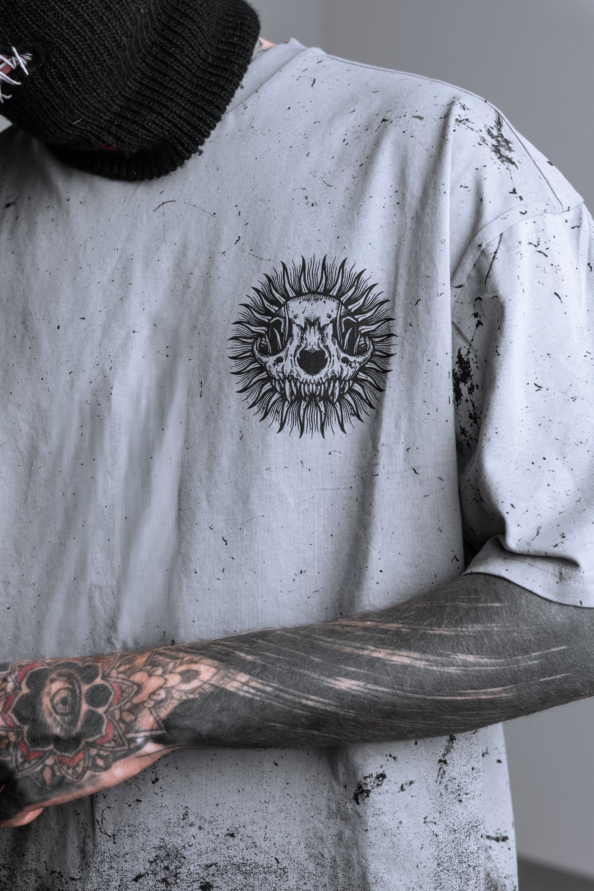 Saint of Nothing (grey gradient) - Oversized T-Shirt (200GSM)