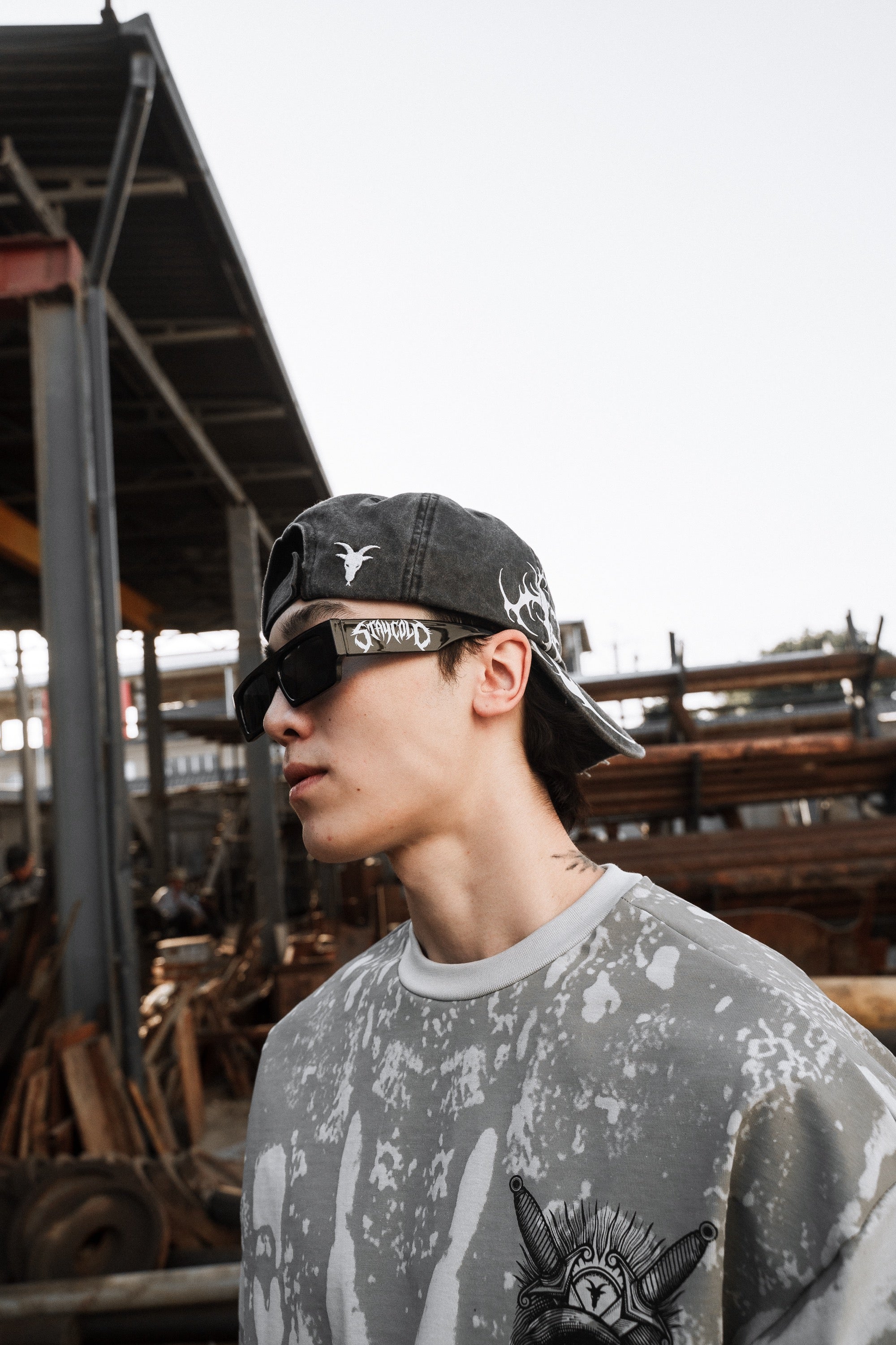 Think Twice - Oversized T-Shirt (grey bleached) 200GSM