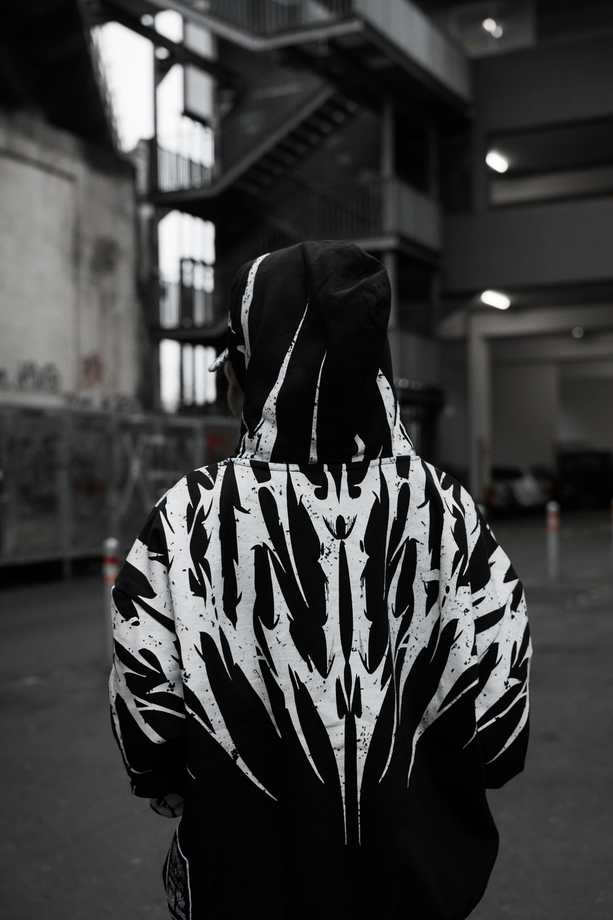 Thornbreaker (black) - Heavy Oversized Hoodie (400GSM)