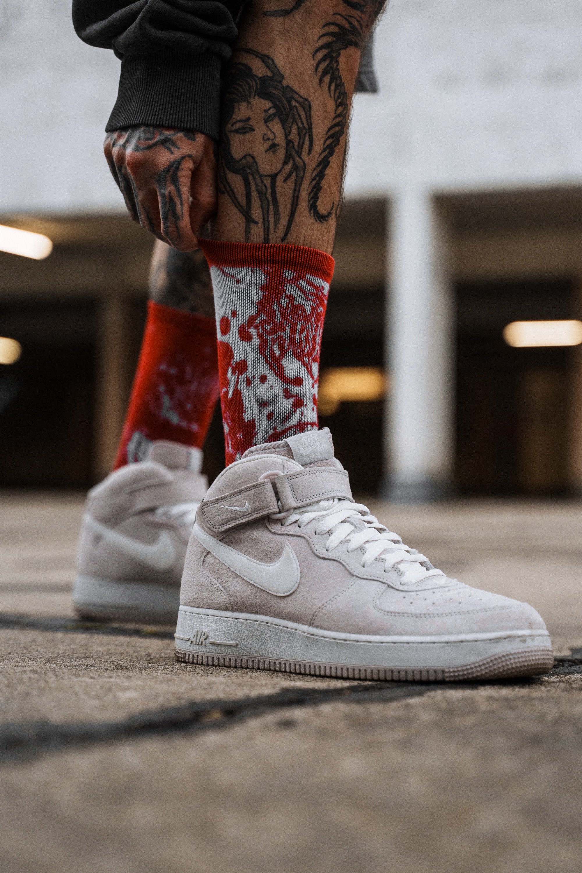 Threadfall (Red) - Comfort Socks