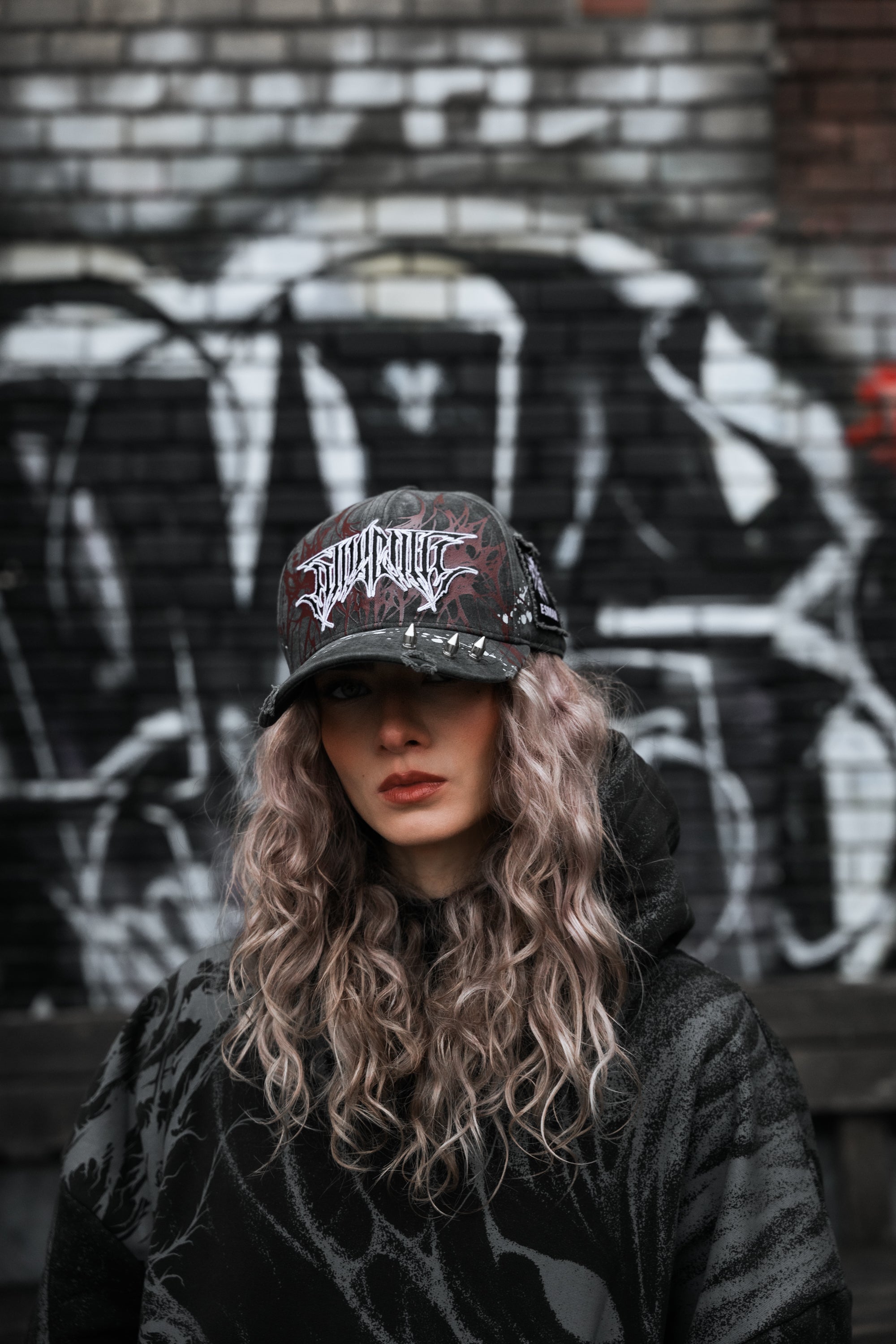 Thronebreaker (black) - Distressed Baseball Cap