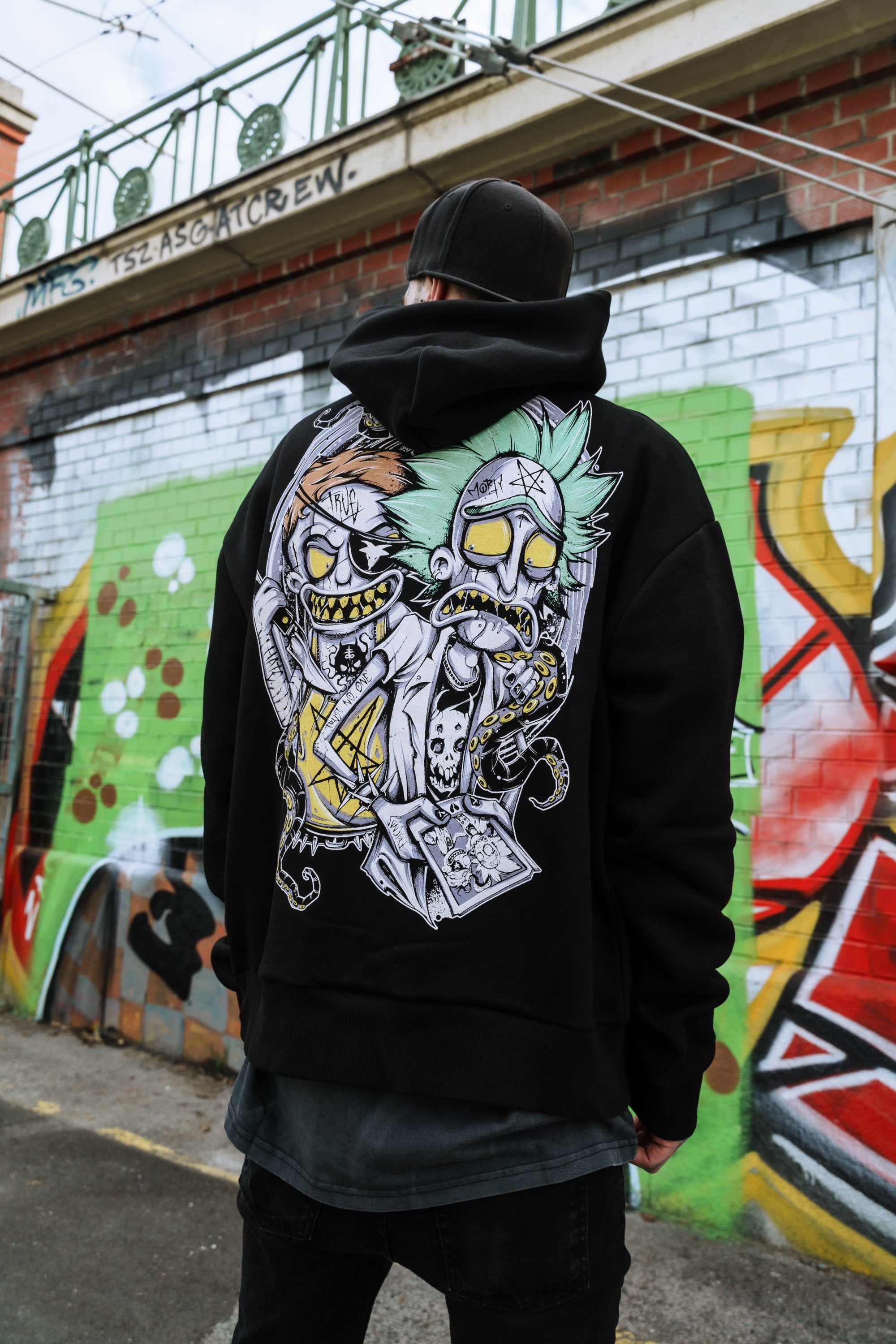 Trust No One - Hoodie