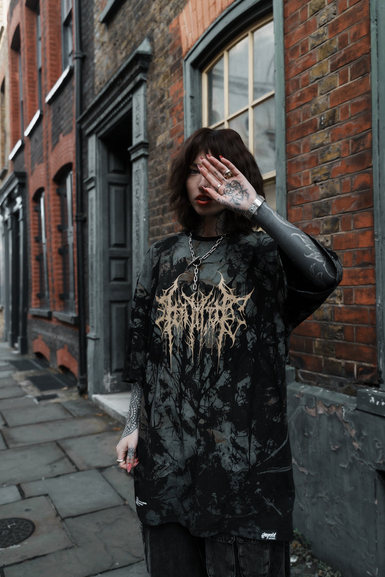 Ultravoid (black) - Oversized T-Shirt (200GSM) Image 4