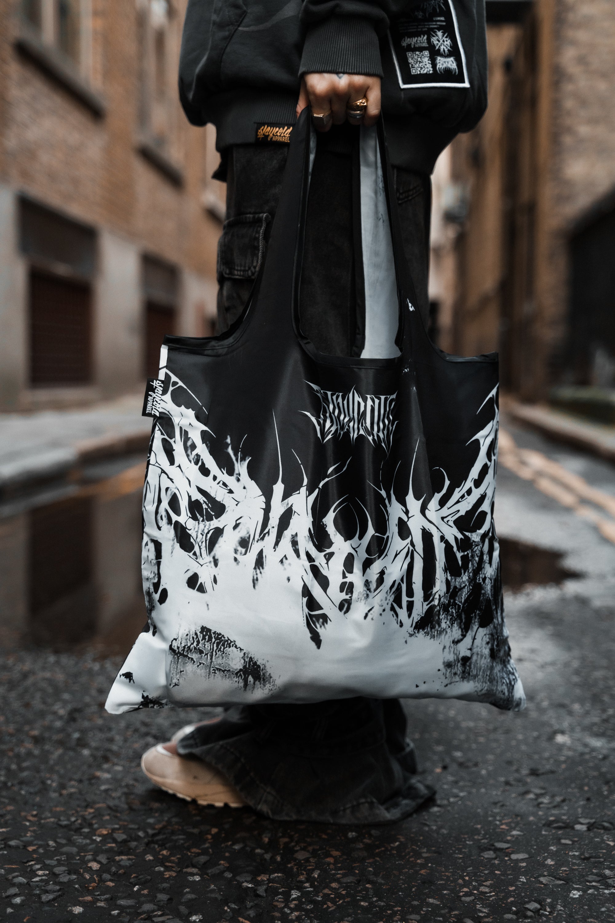 Veins Turn To Dust (half half) - Tote Bag