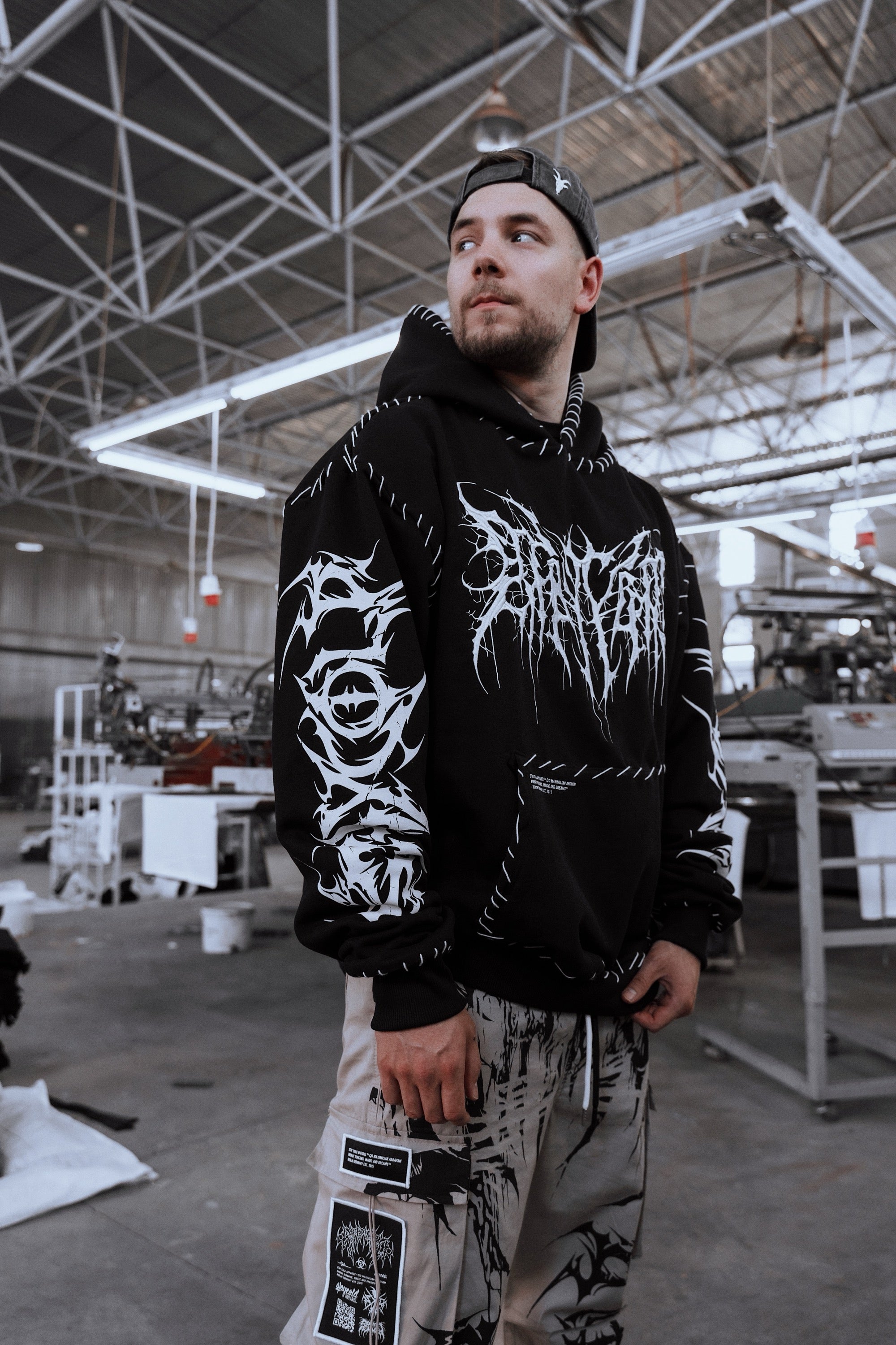 Void Woven - Heavy Oversized Hoodie (Black) 400GSM