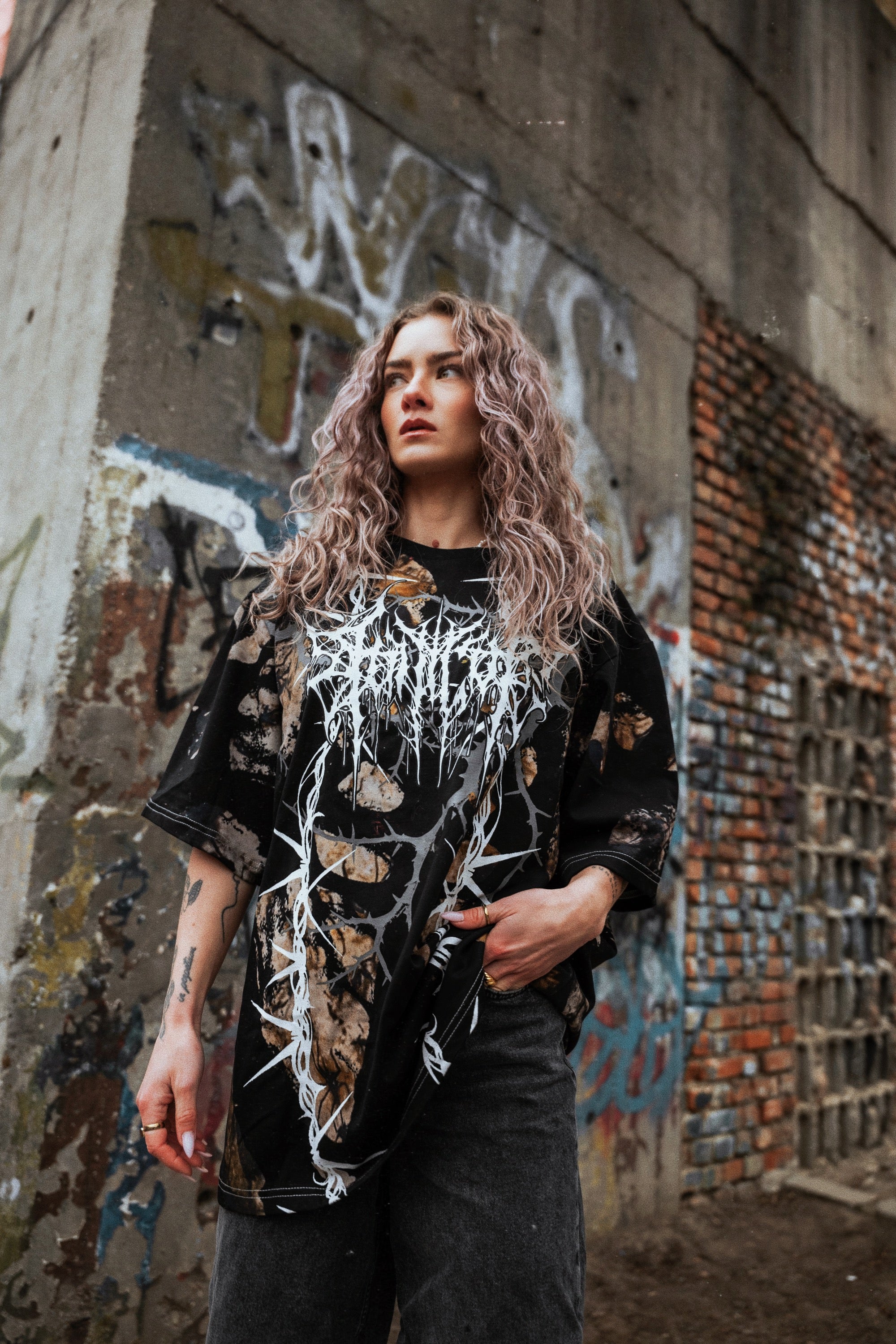 Warborn  - Oversized T-Shirt (200GSM)